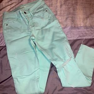 Old Navy. Size 0. Skinny jeans. Mint green/pastel color